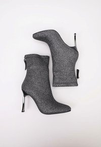 LIMMA GRACHT - Botines de tacón - silver