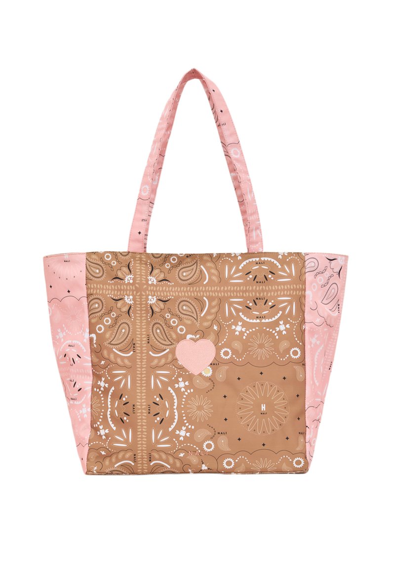 Tygkasse med ett brunt blommönster på ena sidan och ett rosa paisley-mönster på den andra. Mjukt tyg, två rosa remmar, hjärtaccentdetalj.