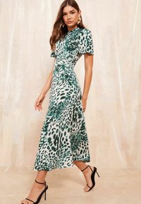 Friends Like These ITY KEYHOLE SHORT SLEEVE PRINTED-REGULAR FIT - Maksi garuma kleita - green