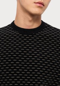 Armani Exchange Maglione - black