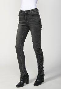 Koroshi LONG  - Karcsúsított farmerek - black denim