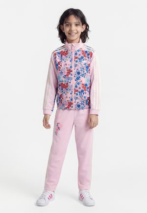 adidas Originals LIBERTY LONDON WOVEN SET - Tracksuit - clear pink
