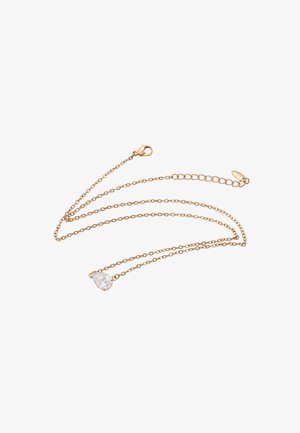 Goldkettchen mit einem tropfenförmigen klaren Kristallanhänger, ausgestattet mit einem zarten Design aus drei Strängen und einem Karabinerverschluss.
