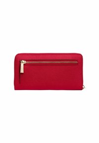 Portafoglio rosso texturizzato con zip dorata, dotato di una tasca frontale con zip e una forma rettangolare elegante. Rivestimento interno liscio.