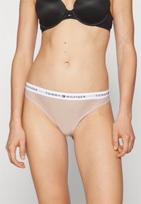 Tommy Hilfiger 3 PACK - Fecskék - white/black/balanced beige