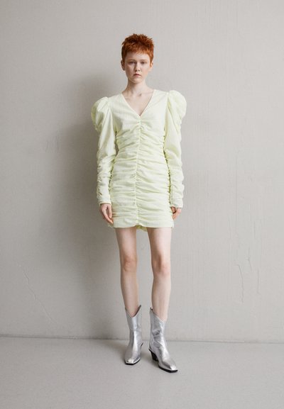 DESIGNERS REMIX MARISA DRESS - Cocktail φόρεμα / Φόρεμα για πάρτι - pastel yellow