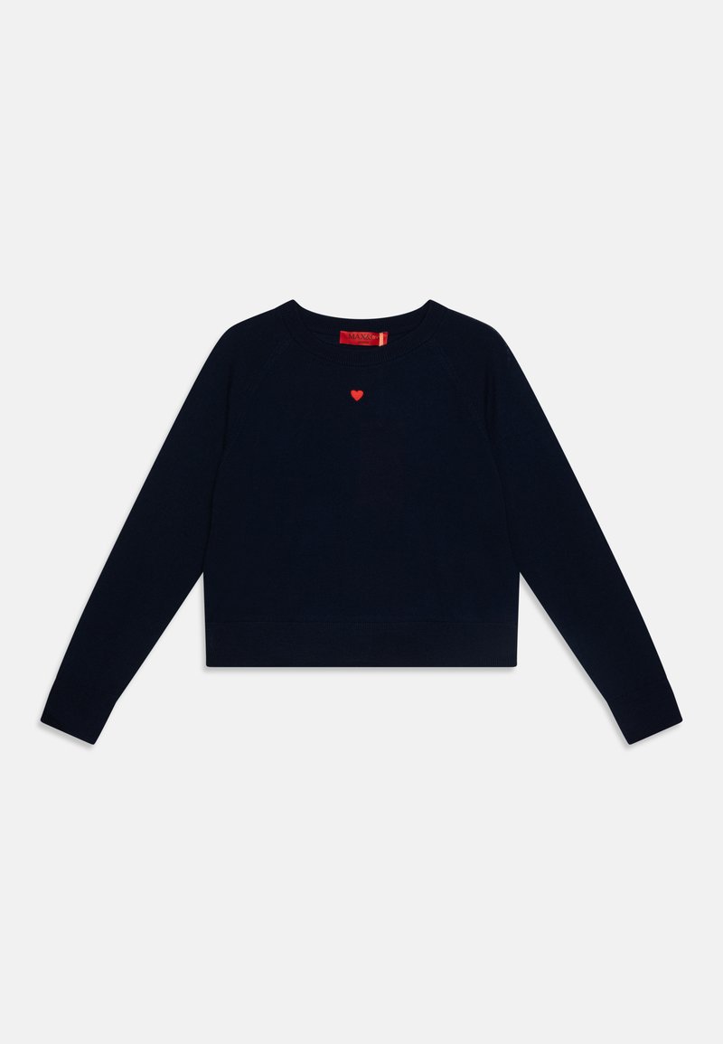 Σκούρο μπλε κοντό πουλόβερ φτιαγμένο από πλεκτό ύφασμα, με μακριά ραγκλάν μανίκια και μικρή κεντημένη κόκκινη καρδιά στο στήθος.