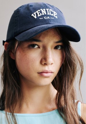 PULL&BEAR, VENICE GRAPHIC - CAP - Sapka - dark blue