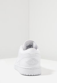 Jordan AIR JORDAN 1 - Sapatilhas - white/pure platinum