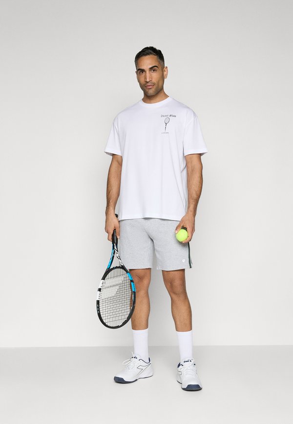 ACE OVERSIZED T-SHIRT - Print T-shirt2