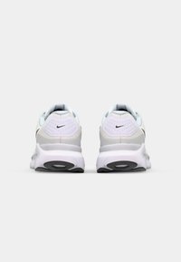 Nike Performance STRUCTURE 26 - Chaussures de running sur route - white/black/pure platinum
