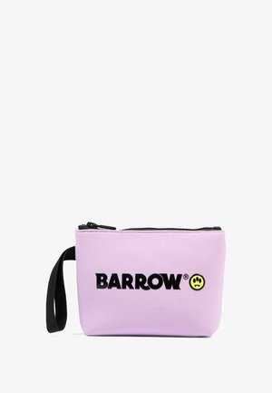 Pochette mauve clair zippée avec une lanière noire pour poignet, texte "BARROW" et logo visage souriant jaune à l'avant.