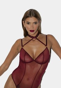 Promees MARA bordowy