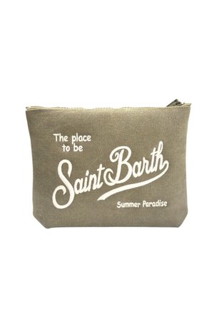 Beige stoffen etui met ritssluiting en witte tekst "The place to be Saint Barth Summer Paradise" aan de voorkant.