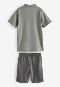 Next SET REGULAR FIT szary