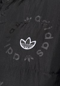 adidas Originals Zimní kabát - black