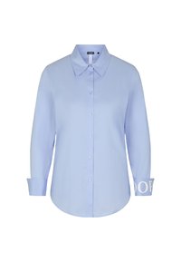 Camicia azzurra chiara con colletto a punta, maniche lunghe e dettagli con logo sui polsini. Tessuto morbido con un design leggermente aderente.