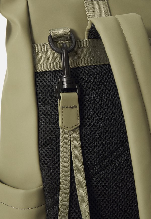 DIAPER BACKPACK UNISEX - Rucksack - dusty olive2