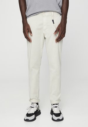 Chinos - camel