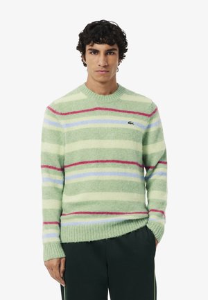 Hellgrüner gestreifter Pullover mit pastellfarbenen horizontalen Linien in Blau, Pink und Weiß. Hergestellt aus strukturiertem Stoff mit gerippten Kanten.