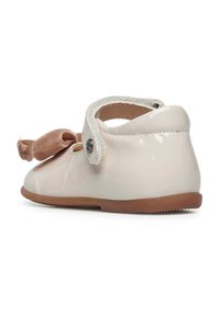 Naturino ARABESQUE - Scarpe primi passi - creme weiß