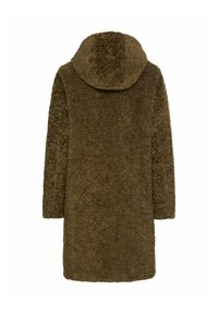 Lange, oversized bruin jas gemaakt van zacht, textuurmateriaal, met een capuchon en lange mouwen, en een eenvoudige achterkant.