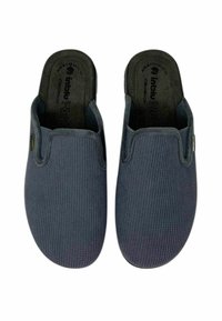 Scarpe slip-on blu con tomaia in tessuto a coste e suola in gomma morbida. L'interno include una soletta imbottita per il massimo comfort.