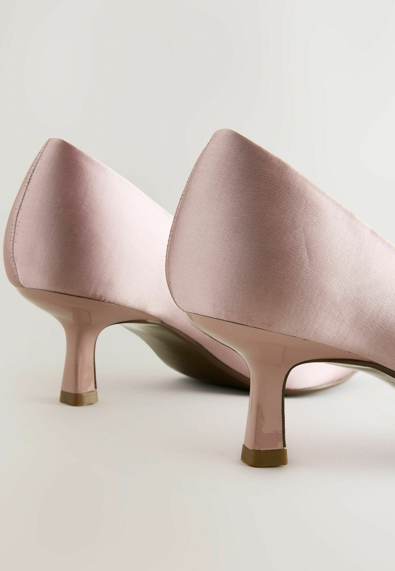 Next REGULAR FIT FOREVER COMFORT BRIDESMAID COURTS Klassieke