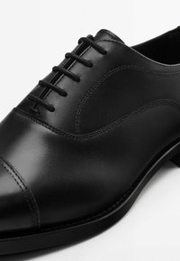 derbies massimo dutti