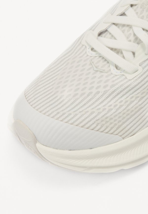 CLIFTON YOUTH UNISEX - Trainers2