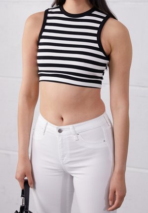 Top - black