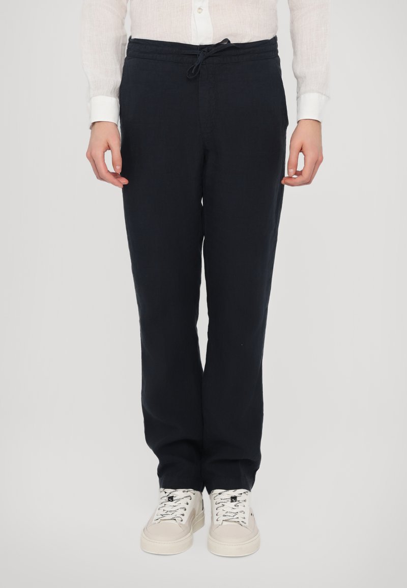 120% Lino - MEN DRAWSTING PANT - Pantalon classique - night blu, Agrandir