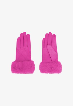 Guanti fucsia con design trapuntato, polsini in morbida pelliccia sintetica e un accento sulle dita separato su un guanto per l'uso con touchscreen.