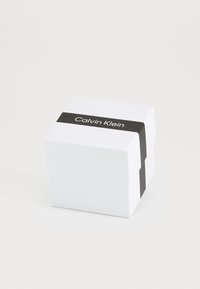 Calvin Klein DISTINGUISH GMT - Montre - black