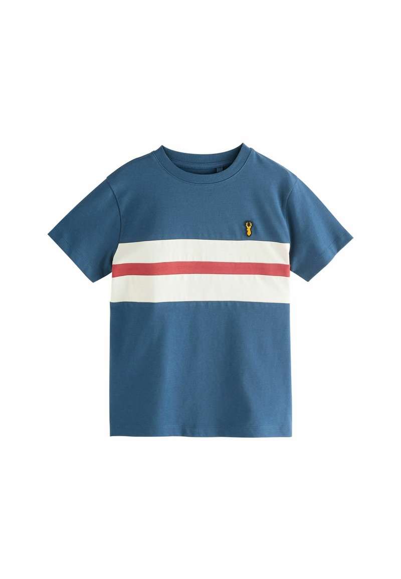 Tricou din bumbac albastru, cu mâneci scurte, având dungi orizontale albii și roșii și un mic logo de homar galben pe piept.