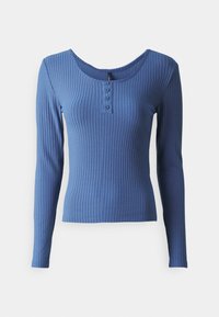 Maglia a maniche lunghe a costine di un blu medio, con colletto rotondo e chiusura con cinque bottoni sul davanti. Tessuto dal tocco morbido.