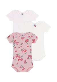 Tre korteermede baby bodyer: en hvit med rød sløyfe, en rosa med blomsterdesign, og en ensfarget lyserosa. Laget av bomull, myk tekstur.