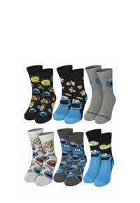 Set di sei paia di calzini. Presentano personaggi dei cartoni animati su sfondi neri, grigi e blu. Design vari con accenti colorati.