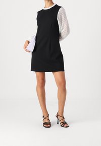 ONLY Petite Sukienka koszulowa