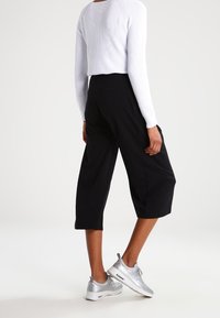 Max Mara Leisure Teplákové kalhoty - black