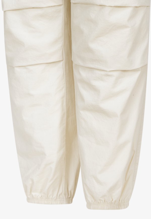 PARACHUTE PANT - Trousers - natural ivory3