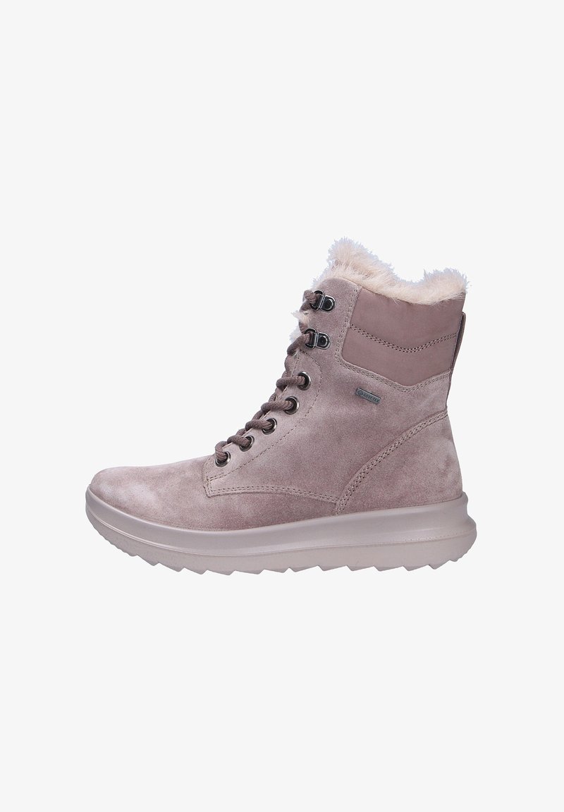 Støvler i lys pink ruskind med faux fur-krave, snørelukning, sølvøjer og en tekstureret gummisål for greb og holdbarhed.