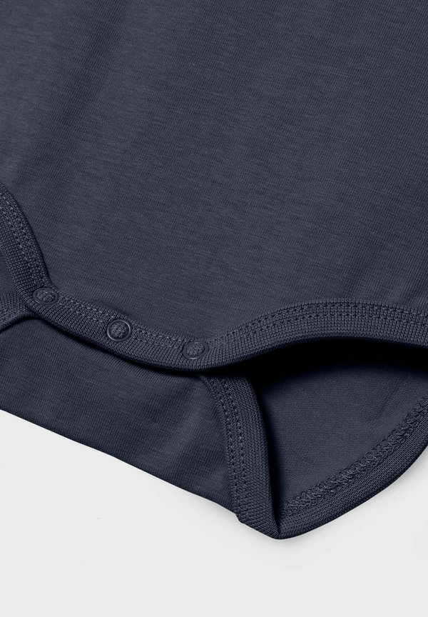 Body - dark sapphire2