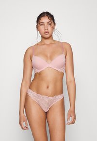 Calvin Klein Underwear LIFT DEMI SEDUCTIVE CMFRT LOTU - Soutien de elevação - pink shell