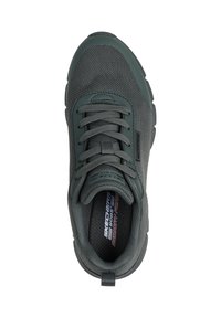Sneaker impermeabile verde scuro con tomaia in tessuto testurizzato, chiusura con lacci, collo imbottito e soletta in schiuma memoria.