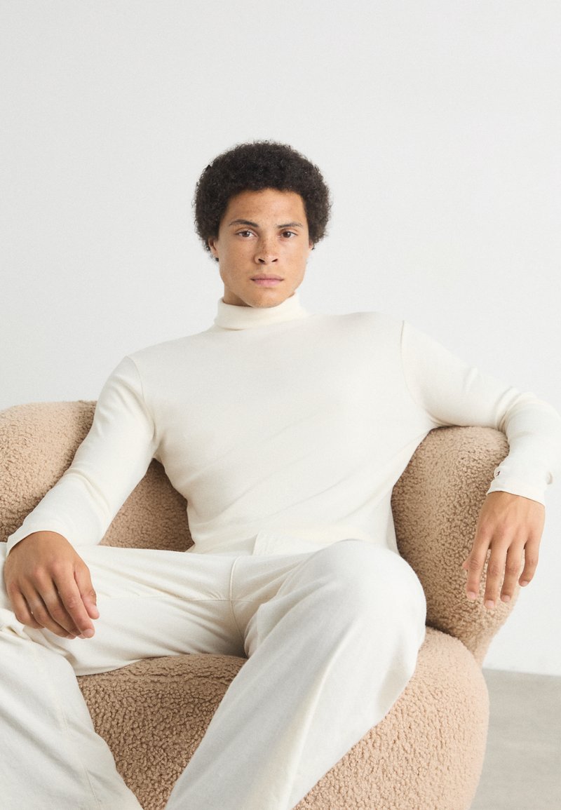 Tommy Hilfiger ROLL NECK TEE - Maglietta a manica lunga - ivory petal
