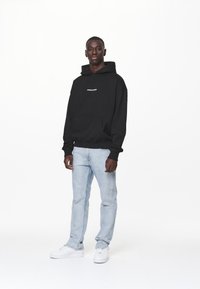 Pegador COLNE LOGO  - Φούτερ με κουκούλα - black