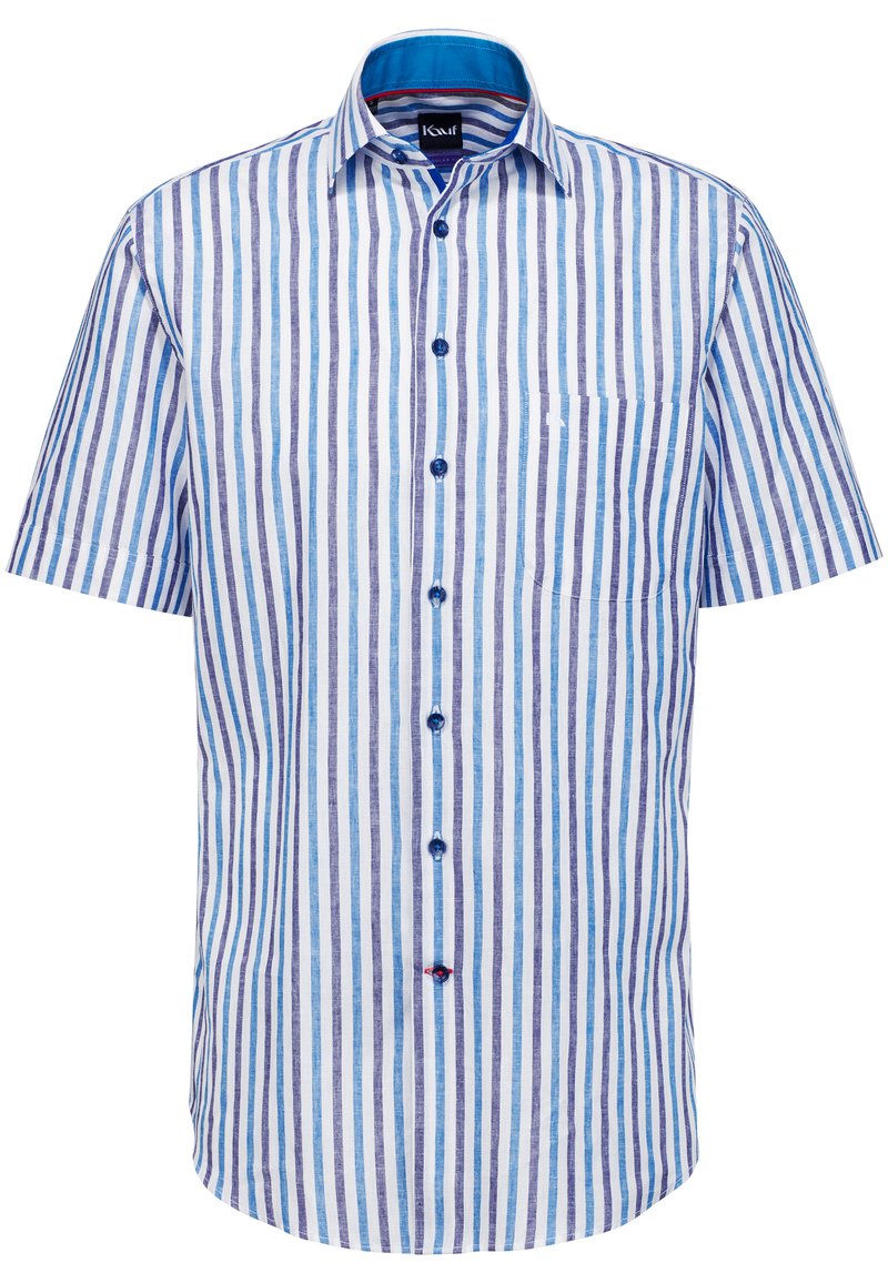 Camicia a maniche corte a righe blu chiaro e bianche. Chiusura frontale con bottoni blu a contrasto. Taschino singolo sul lato sinistro.
