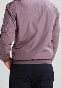 Selected Homme Bomberjacka - lilac