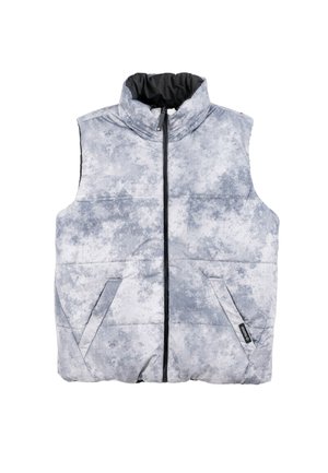 Bezrekawnik puchowy w jasnoszary i biały wzór, z wysokim kołnierzem, czarnym zamkiem błyskawicznym i skośnymi przednimi kieszeniami na białym tle.